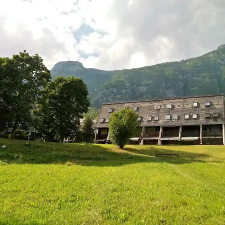 アパート Beti Blu, Kaninska Vas ボヴェツ